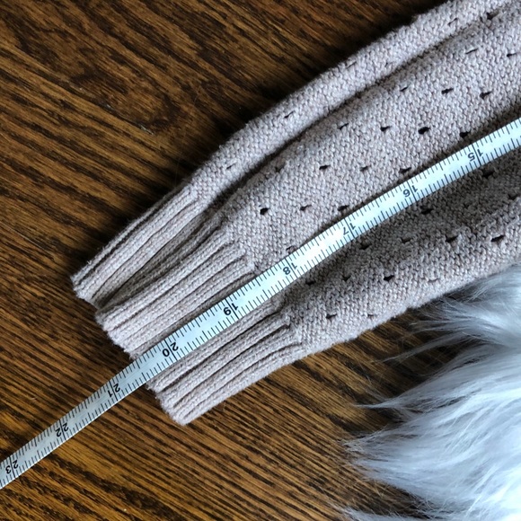 American Eagle Sweater - Picture 9 of 12